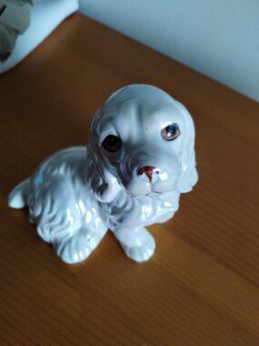 Ceramic dog figurine made in Taiwan vintage